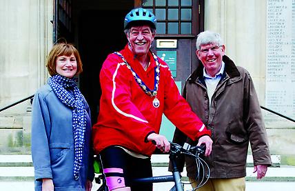 Mayor attempts 66-mile cycle ride... in a day