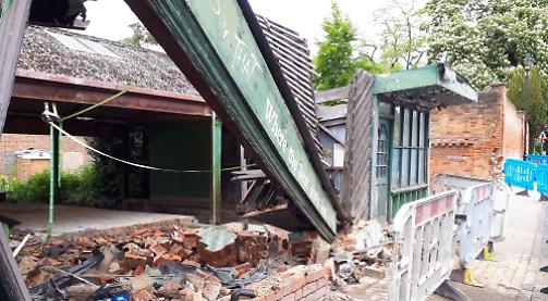 Villagers evacuated after car crashes in high street at 3am