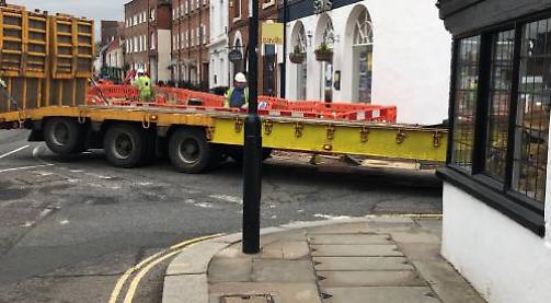 HGV almost struck historic building, says shopkeeper