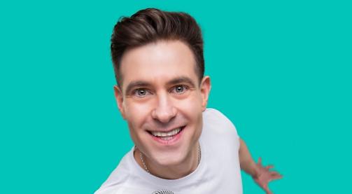 ‘Professional troublemaker’ and comedian on tour