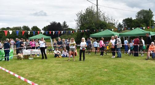 Fete and dog show raises £3,200 for church appeal