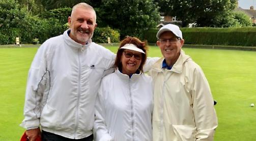 Henley gain bragging rights as they defeat local rivals in triples league clash
