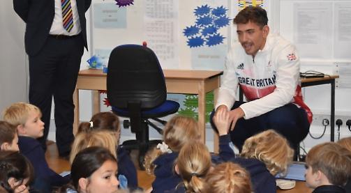 Paralympic rower inspires children