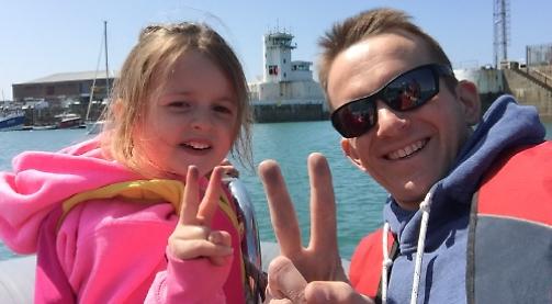 RAF pilot rows Atlantic as thanks for daughter’s cure