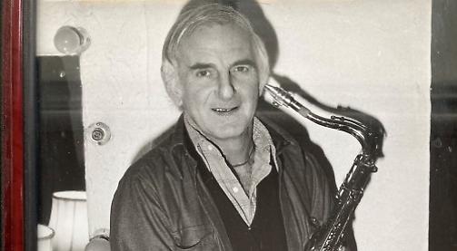 Musician buys saxophone that belonged to jazz hero