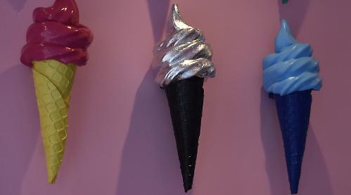 Ice cream parlour opens for jubilee