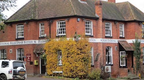 Couple to leave riverside pub after three decades