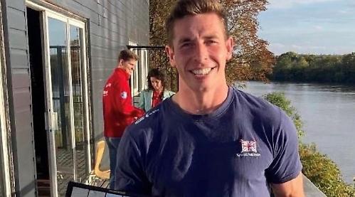 Deveraux leads from start to win Wingfield Sculls