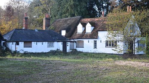 Villagers oppose plans for new homes in grounds of former pub