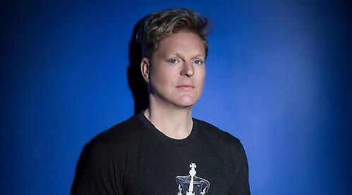 Squeeze and Erasure’s Andy Bell headline Rewind South festival