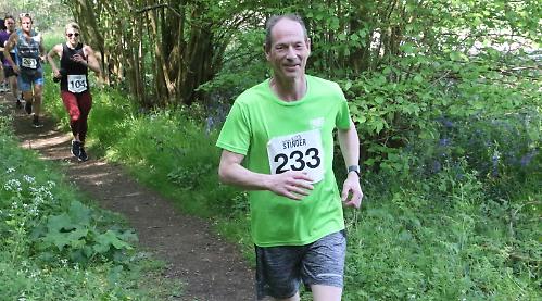 Charity runners prepare as London Marathon returns