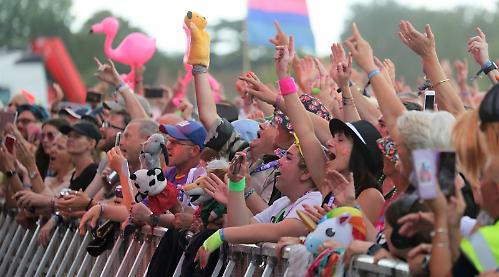Festival organisers told to improve traffic control