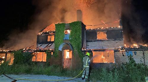 Derelict pub destroyed by fire