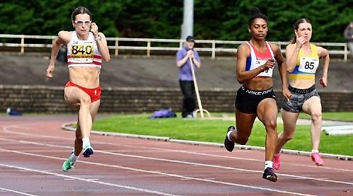 Student becomes sprint champion with father’s help