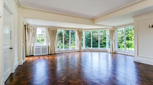 Dusty Springfield’s old home is going... but not for a song