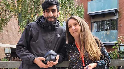 Refugee helper criticises tents ban