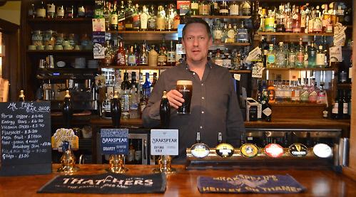 Pub landlord urges rugby fans to boycott Guinness