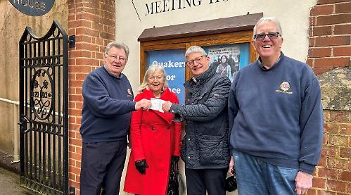 Lions give £1,000 to counselling service