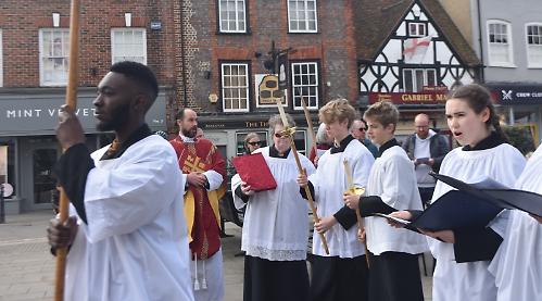 Worship continues after church raid