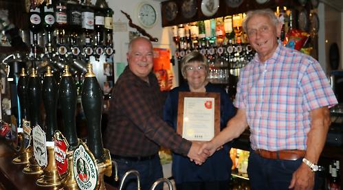 Pair win award for 30 years of ‘good’ beer