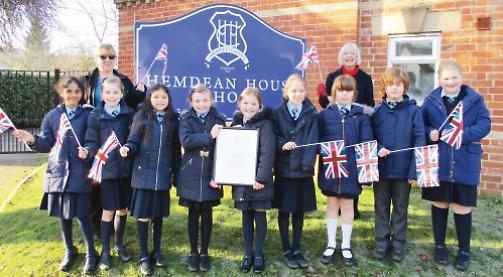 Pupils thrilled by thank-you letter from palace