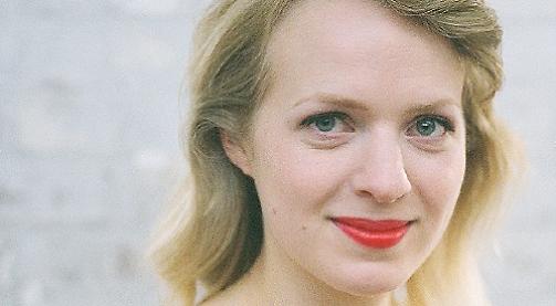 Revisiting the fate of Manon and Violetta