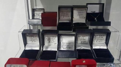 Gold rings stolen from boutique