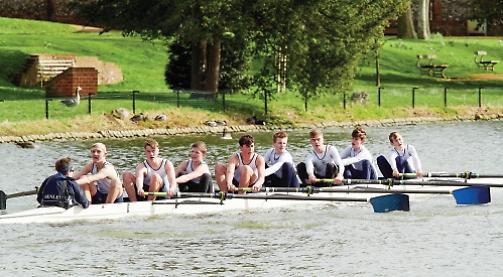 Henley crews show strength at university head of river races