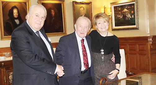 Dambusters survivor unveils club mementoes