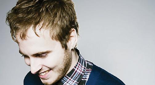 Musical comedian strikes a QChord with audiences
