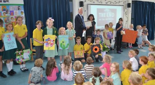 Special school teacher says farewell after four decades