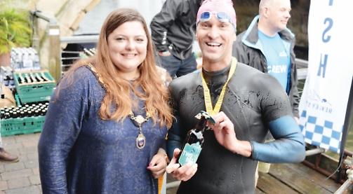 Swimmer's in hurry to reach pub
