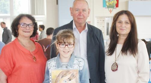 Pupil Eleanor wins portrait prize