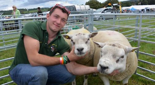 Crowds flock to 126th Henley Show