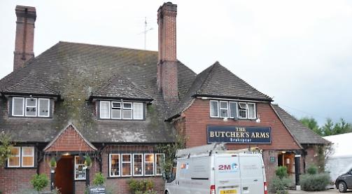 Big Bash for smiling pub landlady