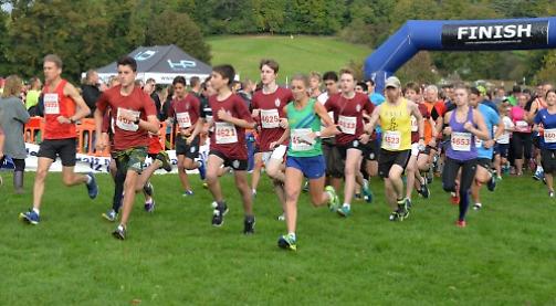 900 runners take on Henley half marathon and 10km