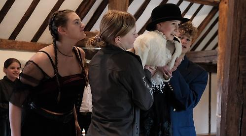 Young actors win judge’s favourite moment award at drama festival