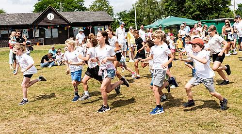 Full marks for rainbow runners