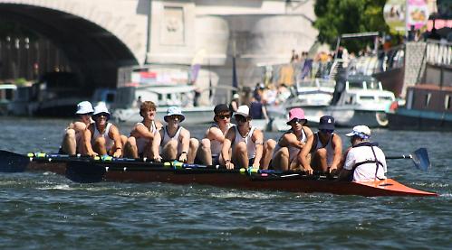 Henley’s junior boys secure narrow wins at Kingston Regatta