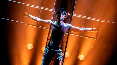 Rock opera on Jesus in immersive setting