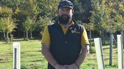 Gravedigger wins national award for personal touch