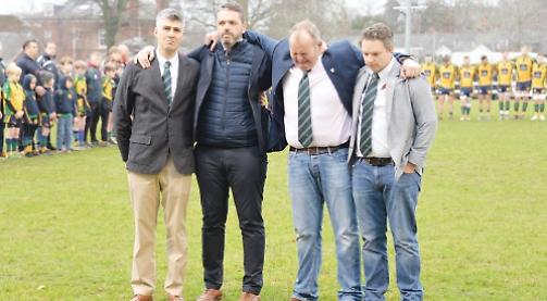 Rugby club pays tribute to player with silence and shirt presentation