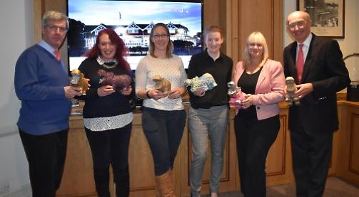 Leander Club launches hippo art project