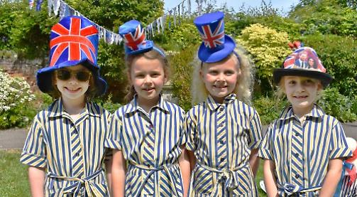 Pupils mark royal wedding