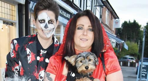 Coco the ‘pumpkin’ wins fancy dress contest for dogs