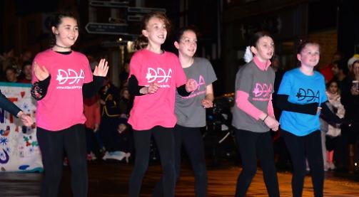 Living Advent Day 9: Dancing Divas and Dudes