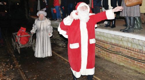 Santa arrives by steam engine