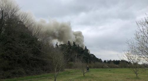 BREAKING: Firefighters tackling huge house blaze