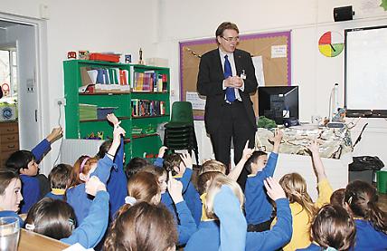 Pupils meet MP