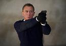 Rush to see Bond film
